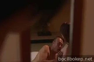 Rahasia Menantu Perempuan dan Mertuanya yang Energik di Tengah Malam