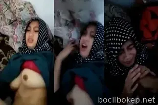 Bokep Jilbab Viral Ibu Guru Dientot Murid