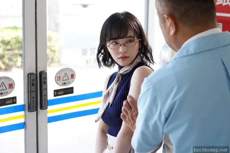 SAME-032 Memperkosa gadis cantik berkacamata dan berkacamata cabul