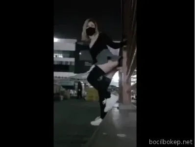 Pemain sedang dalam perjalanan