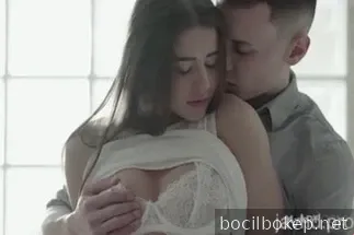 Film seks Eropa dan Amerika - Horny di tengah malam Sybil